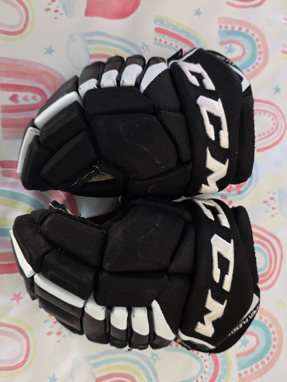 CCM FT4 PRO Black Hockey Gloves 11" Youth Intermediate
